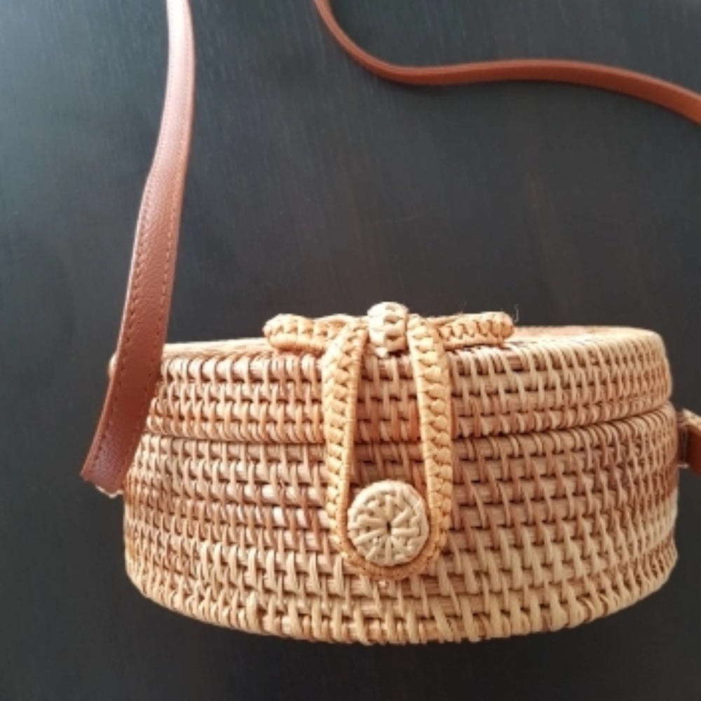 Bali Straw Bag - Picture 6 of 7